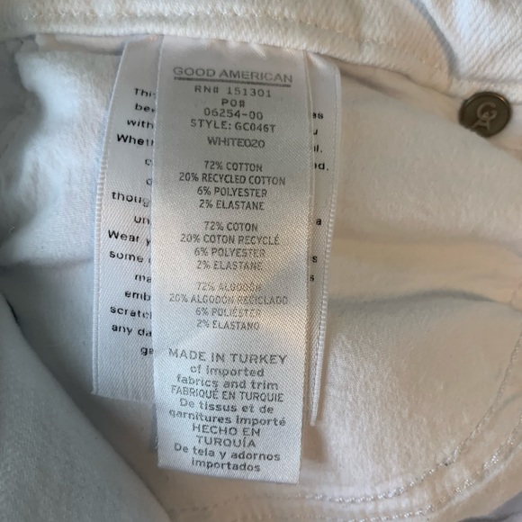 Good American Classic High Waist Slim Jeans - Picture 5 of 6